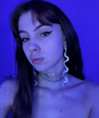 Я обладаю прекрасной внешностью и умением погрузиться в твои самые глубокие фантазии. Мои услуги неповторимы и индивидуальны, я могу стать твоей незабываемой компаньонкой в Москве. Живу в Москве, где наша встреча превратится в сладкий и соблазнительный отдых для тебя. У меня есть много положительных отзывов от моих клиентов, которые оценивают мои навыки и умения в доставлении удовольствия. Фото в моем профиле помогут тебе увидеть мою сексуальность и привлекательность. Жду встречи с тобой, чтобы разделить с тобой нежность и страсть. 💋 10316, 21 год